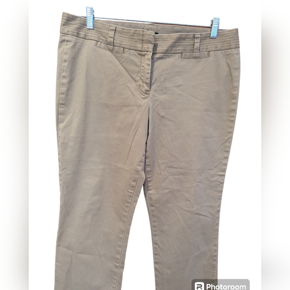 J. Crew Pants Tan Khaki Stretch Capri "City Fit" Sz 14 Coastal Prep Summer *EUC